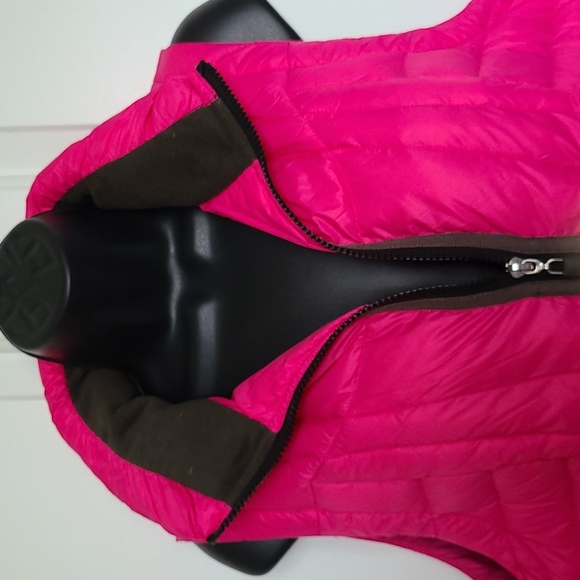 HALIFAX TRADERS DOWN PUFFER VEST SIZE M - Picture 6 of 9